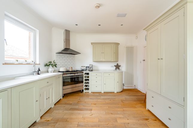 13, Kingsknowe Gardens, Edinburgh photo 4