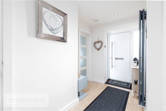 4, Beaver Close, Blackburn photo 4