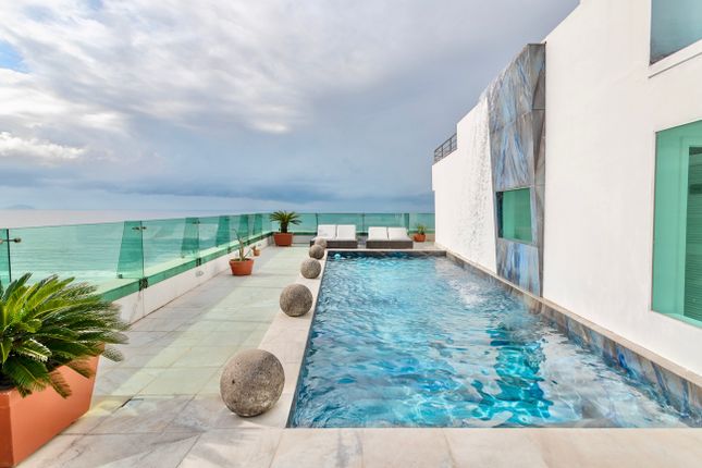 Thumbnail Apartment for sale in Copacabana, Rio De Janeiro