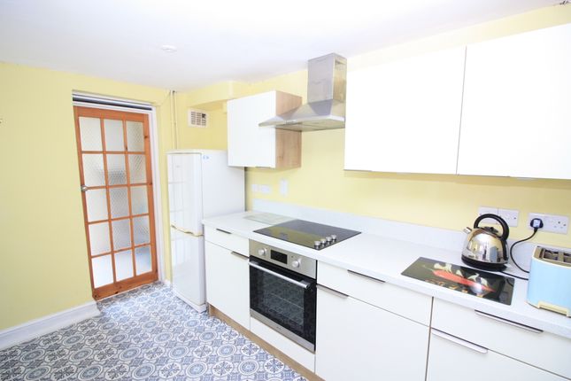 80, Hoopern Street, Exeter photo 4