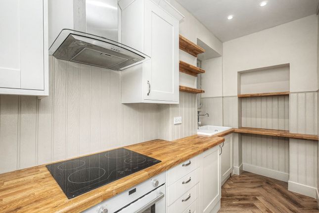 Flat 2 Upper Flat, 7, North Burnside, Cupar photo 3