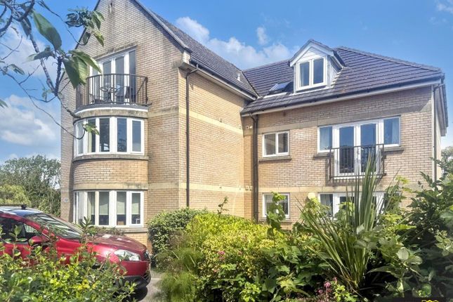 2-bed flat on Flat 8, 25, Willow Court, Melcombe Avenue, Weymouth, £200,000