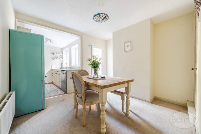 19, Eashing Lane, Godalming photo 4