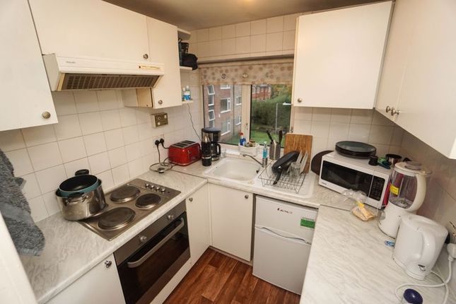 Thumbnail Flat for sale in Westgate Avenue, Bolton