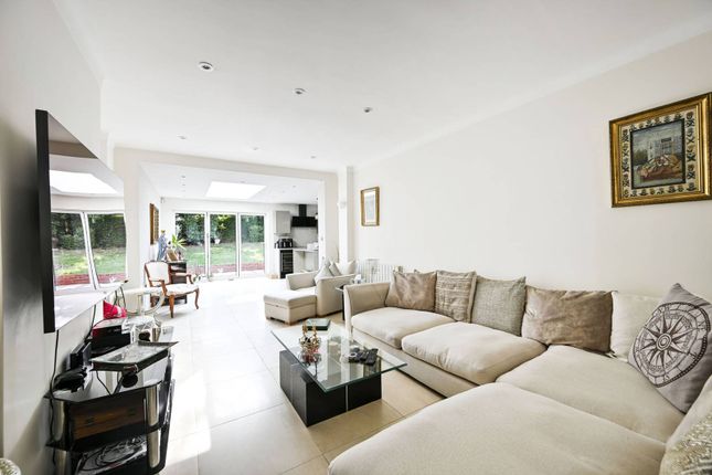 Brookfield Avenue, Ealing photo 3