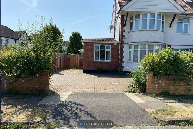 Thumbnail Flat to rent in Woodberry Avenue, Harrow