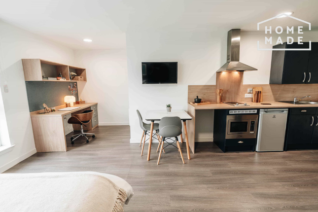 Studio flat on Platinum Sky View En Suite, Caledon Court,, Aberdeen, £819/mo