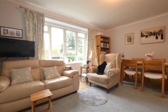 5 Mortimer Lodge, 34, Albert Drive, London photo 2