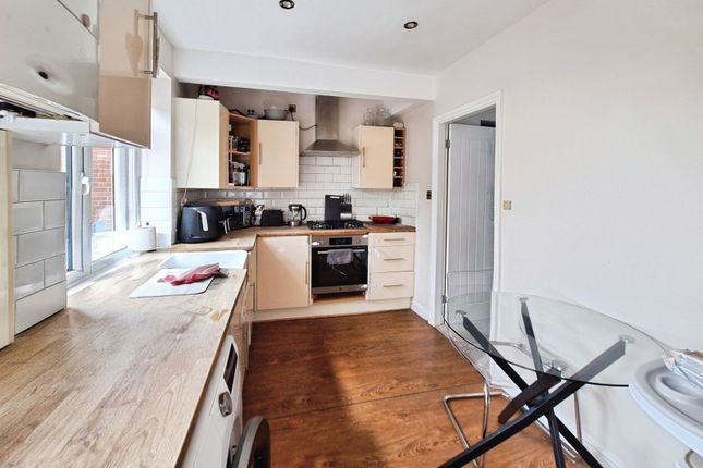 62, Annable Road, Bredbury photo 4