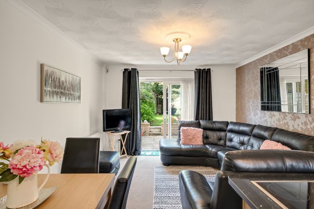 6A Kingsfield Terrace, Priory Road, Kent photo 4