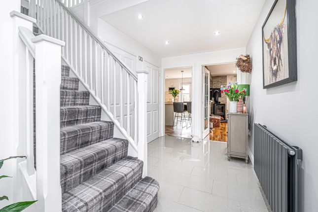 16, McBaith Way, Dunfermline photo 2