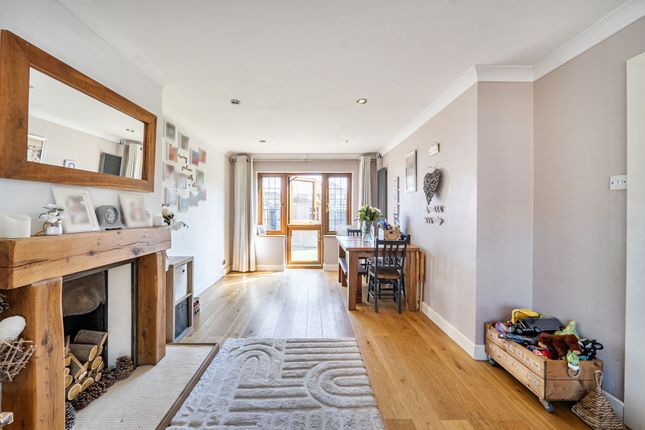 83 Bempton Drive, Ruislip photo 4