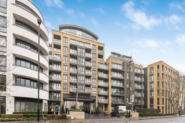 Flat to rent in Kew Bridge Road, Brentford