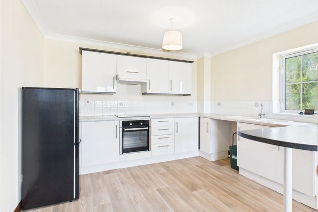Flat 6, Chesterton Court,, West Hill, Cornwall photo 4