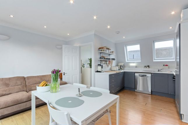 32a, Devonshire Road, Chiswick photo 3