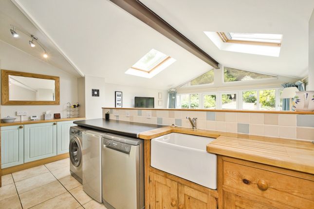 24, Bishopston, Somerset photo 4
