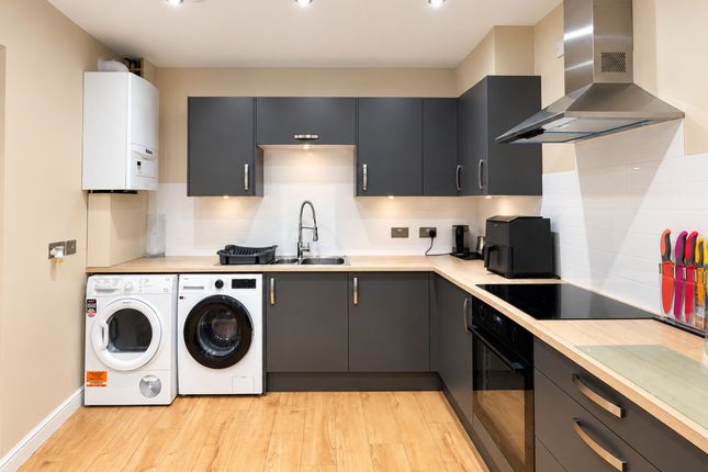 1a Lightbown Street, Darwen photo 4