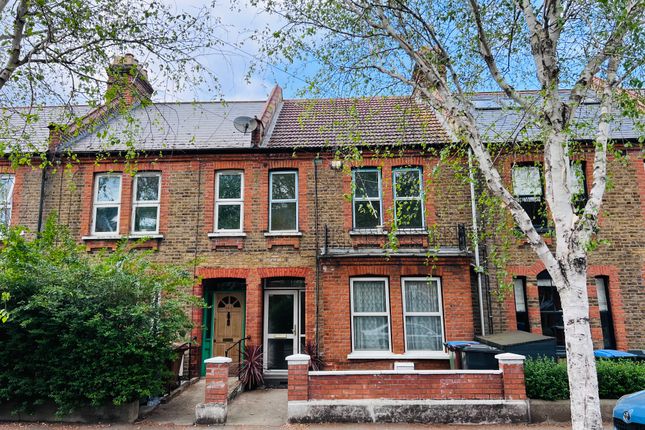 Thumbnail Terraced house to rent in Winns Avenue, London