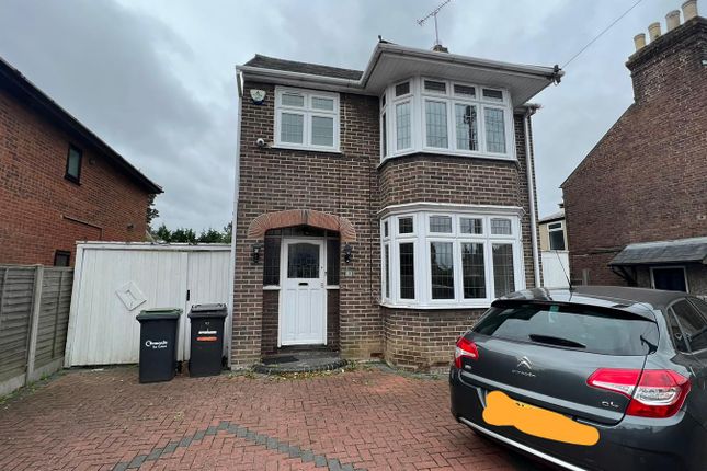 Thumbnail Detached house to rent in Marsh Road, Leagrave, Luton