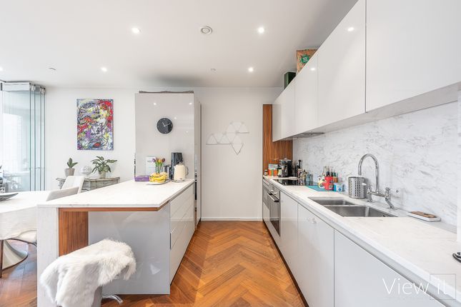 Apartment A64, Capital Building, London photo 4