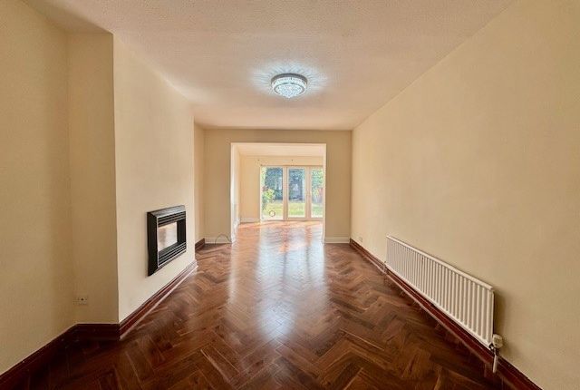 66, Waverley Road, Harrow photo 3