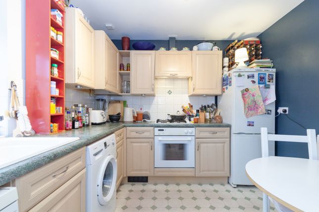 Flat for sale in Bennett Crescent, Cowley, Oxford