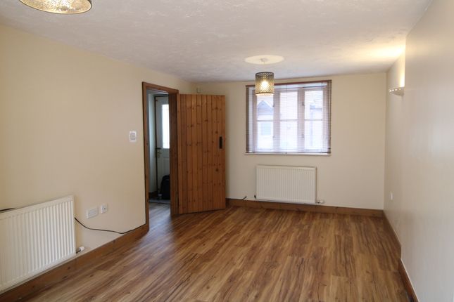 Priory Court, Bridgwater photo 3