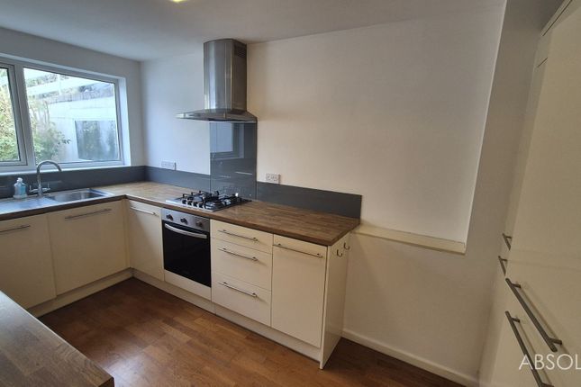 28 Penpethy Close, Brixham photo 3