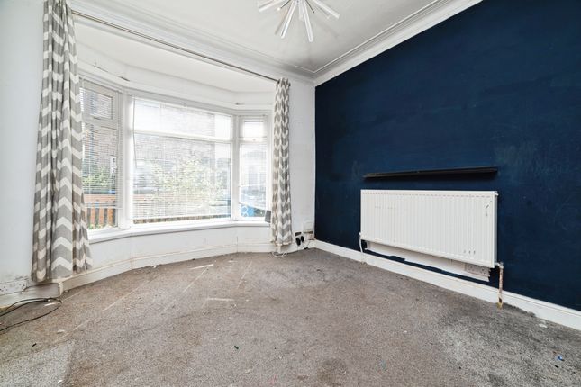 8, Woodland Villas, Hull photo 2