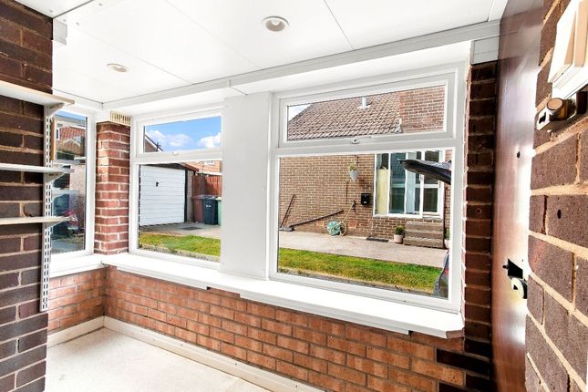 22 Moorside Avenue, Drighlington photo 3