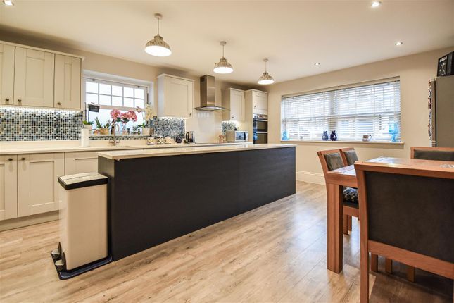 16, Homeway, Romford photo 2