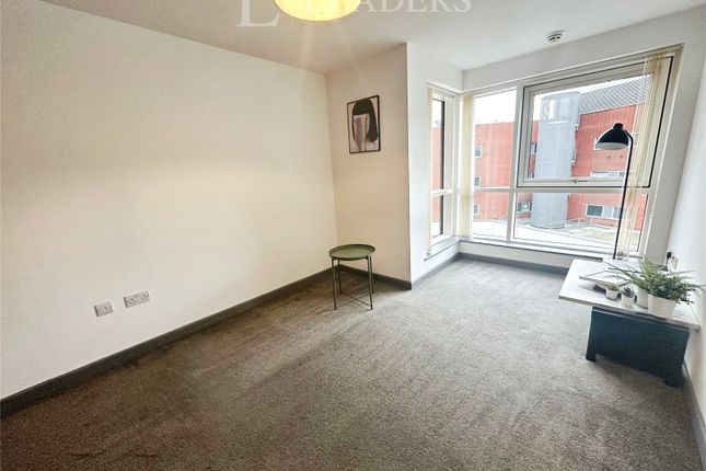 Flat 123, The Round House,, Gunwharf Quays, Hampshire photo 2