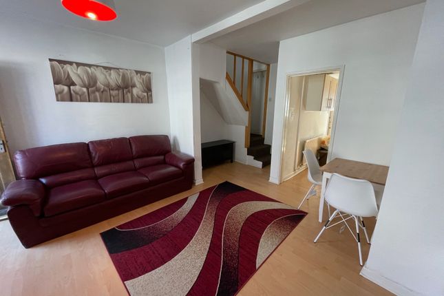 End terrace house to rent in Cumrae Street, Cardiff