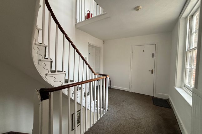 Flat 1, 43 King Street, Great Yarmouth photo 4