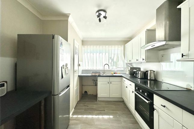 9 Farmlands Court, Farmlands Close, Polegate photo 2