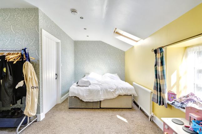 Bedroom 2_2.Jpeg