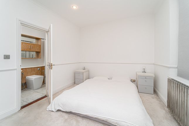 Flat 1, 30, Ainger Rd, Primrose Hill photo 5