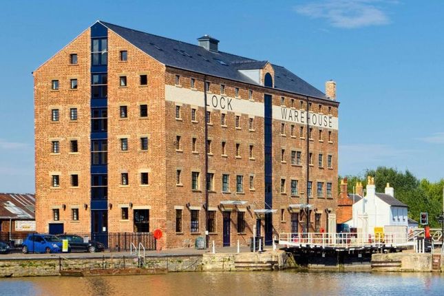 Thumbnail Flat for sale in Severn Road, The Docks, Gloucester