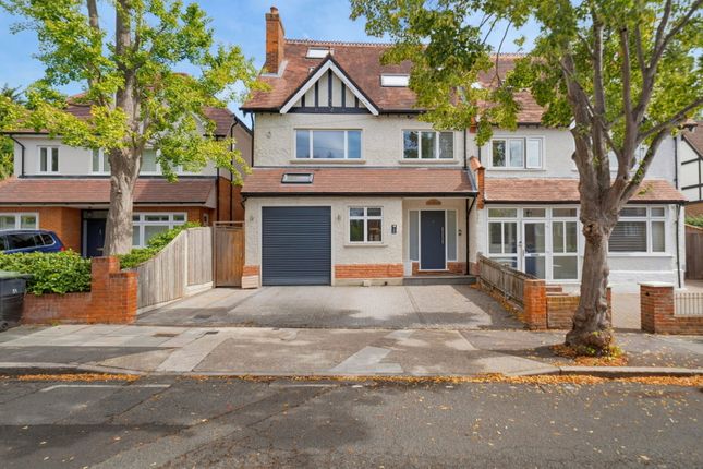 Kingsclere,1, Crown Road, New Malden photo 4
