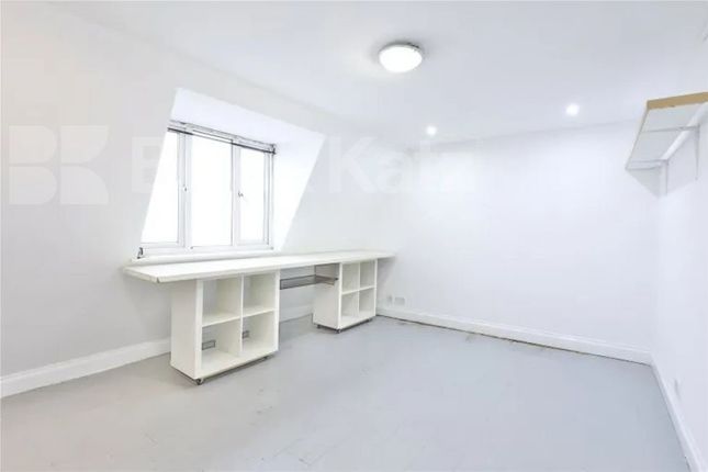 Hornsey Road, London photo 2