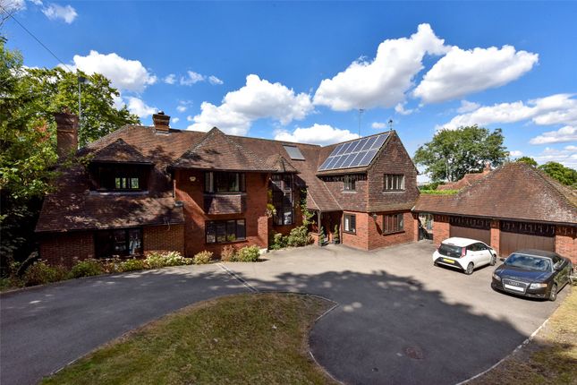 Thumbnail Detached house to rent in Gibraltar Lane, Cookham, Maidenhead, Berkshire