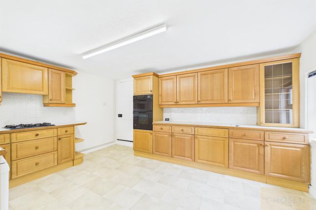 Kilburn House, Bamfurlong Lane, Cheltenham photo 4