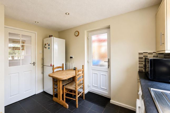 9, Lowes Avenue, Warwick photo 4