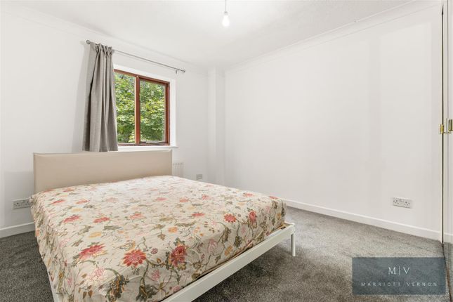 Campion Close 38 MV-8.Jpg