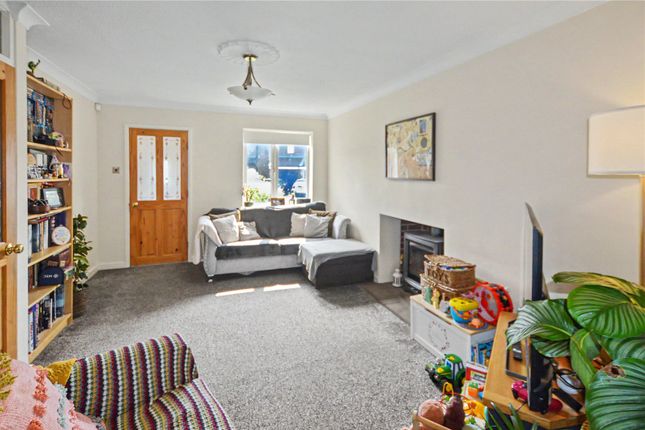 60, Kirkfield Lane, Leeds photo 3