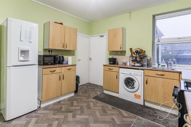 31, Chaucer Street, Mansfield photo 2