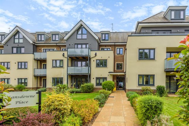 2 bed flat for sale in Institute Road, Taplow SL6
