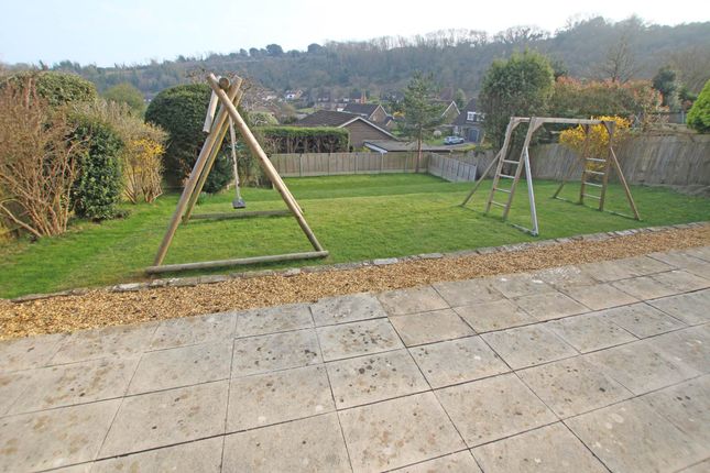 7, Rochester Close, Eastbourne photo 3