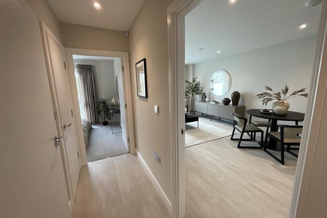 Flat for sale in Station Road, Horsham, West Sussex
