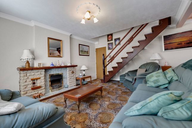 6, The Heathlands, Wolverhampton photo 4